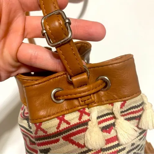 Art Class Boho Bucket Bag