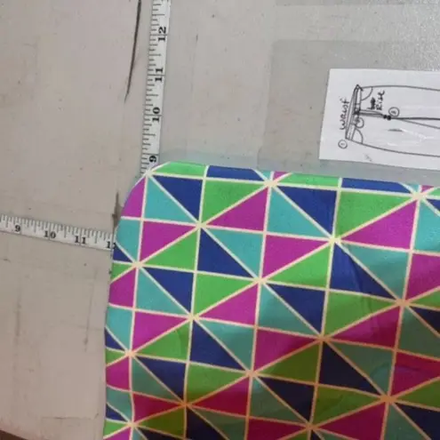 Triangl  Nylon Boho Neoprene Zip Toiletry Swim Pouch‎ Bag Only Aztec Pink Blue