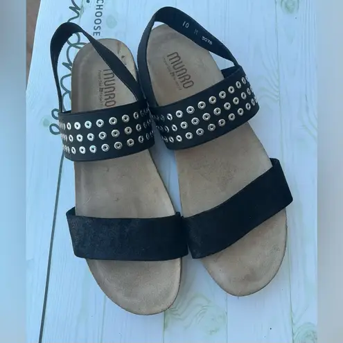 Munro sandals VERY COMFY ❣️❣️❣️