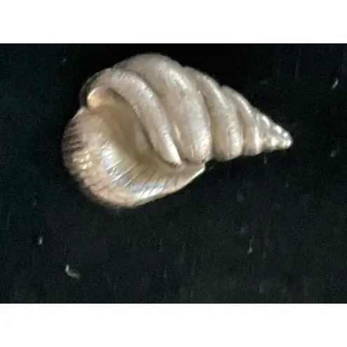 Signed GIOVANN Vintage Sterling Silver Shell Brooch Pin sku 6461