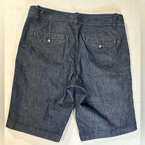 Dockers  Womens Blue Denim Bermuda Shorts Pockets Zip Up Size 4 Pre-owned