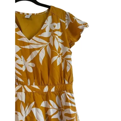 Old Navy Tropical Floral‎ Print V-Neck Summer Dress in Mustard Yellow B20