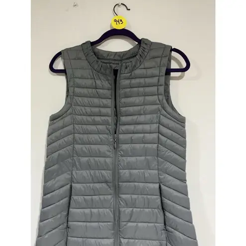 Woman’s Design By Korea Gray Large Puffer Down Vest Zip Front
