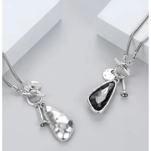 Silver 36" Long Faced Cristal Sweater
Necklace Black