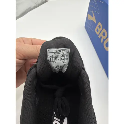 Brooks  Women's Ghost Max 2 Running Shoes Orchid Ice 7 NWB