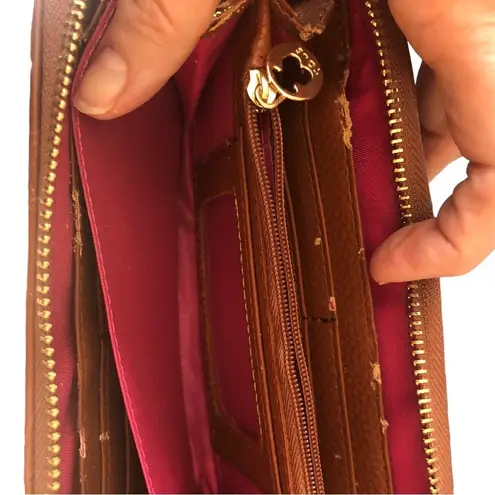 Tous Genuine Pebble Leather Zip~Around Wallet Cognac Dustcover Flaws