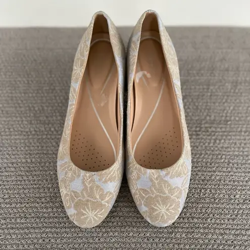 Easy Spirit Powder Blue Gold Metallic Tapestry Block Heel Pumps Dress Shoes 10