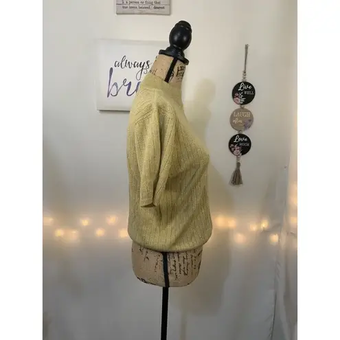 Sag Harbor (C-88) San harbor short sleeves womens top size M gold color