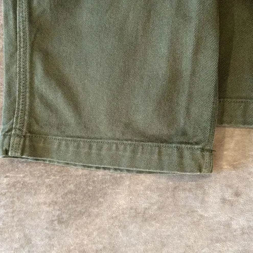 TNA cargo pants. 100% cotton. Color