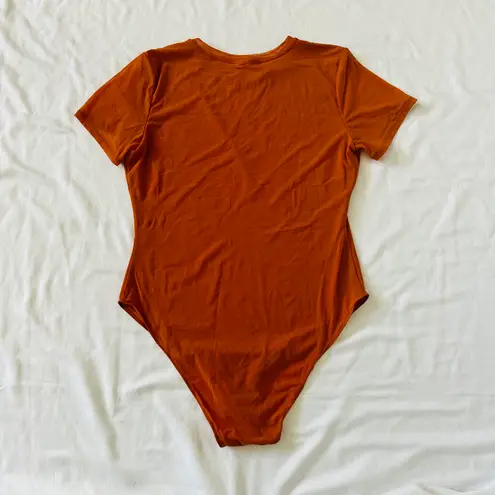 β
Parade Silky Mesh Short Sleeve Bodysuit