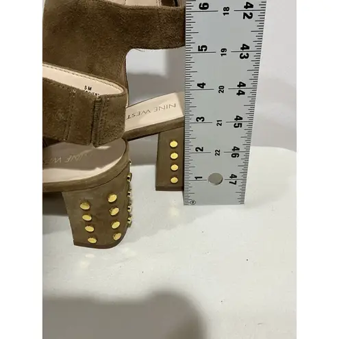 Woman’s 9 West Size 5 Tan Suede Stacked Heel W Grommets Backless Ankle Shoe Boot Brown