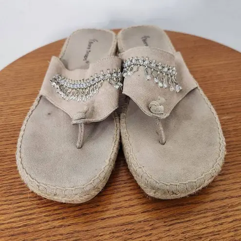 Bare Traps Karma Beaded Flip Flops in Light Khaki Size 7 Tan Boho Sandals