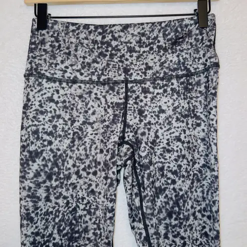 Z By Zella black white printed high waisted ankle length athletic leggings small