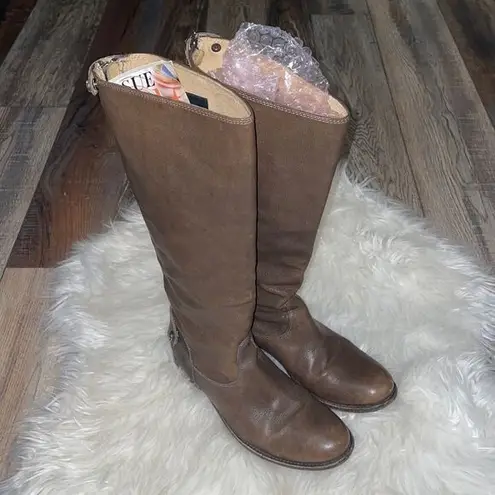 Frye  Melissa Brown Low Heel Back Zip Knee High Boots