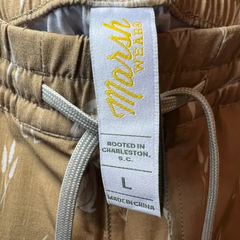 Marsh Wear Women's Fulton Hagwood Volley Shorts Cumin UPF 40 Outdoor NEW Large Tan