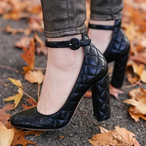 Gianvito Rossi Quilted Leather Mary Jane Ankle Strap Block Heel Pumps Black 36.5