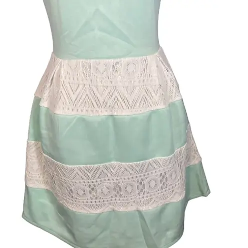 Day & Night Baby Blue & White Lace Applique Sleeveless Sheath Dress Women Sz M