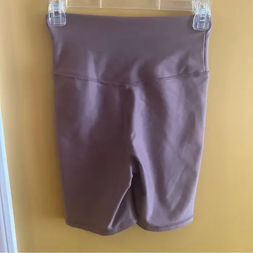 Balance Collection  active workout biker shorts size small, muted brown