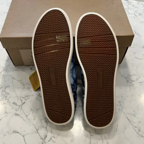 NWT Spenco Woman’s Santa Clara Blue Tie Dye Sneaker Shoe Size 9.5B