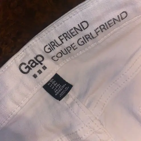 Gap  Girlfriend Coupe Girlfriend Jeans in white - size 12