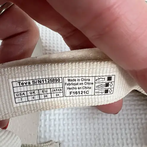 Teva Size 7 Sandals Original Universal Pride White Rainbow 1125890 Adjustable