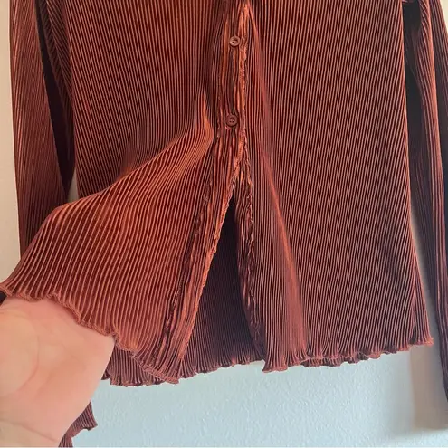 Gilli Cinnamon Plisse Hem Satin Blouse and Pant Lettuce Hem Set Size Medium Brown