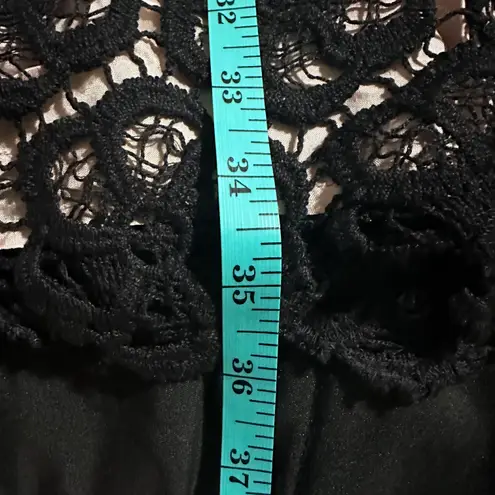 Yoana Baraschi Crochet Lace Fusion Cocktail Dress