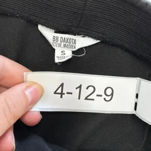 Steve Madden Pants Womens Small Black Faux Leather Flare Cropped