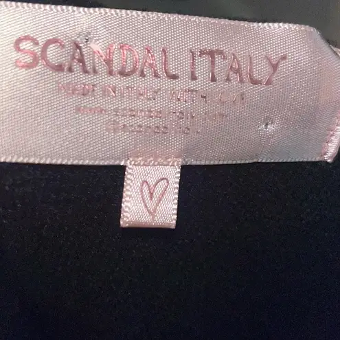 Scandal Italy Olivia Sweater in Black Size undefined