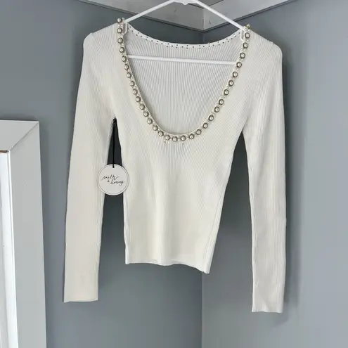 NWT Milk And Honey Knitware White Embellished Neckline Ribbed Sweater Size S