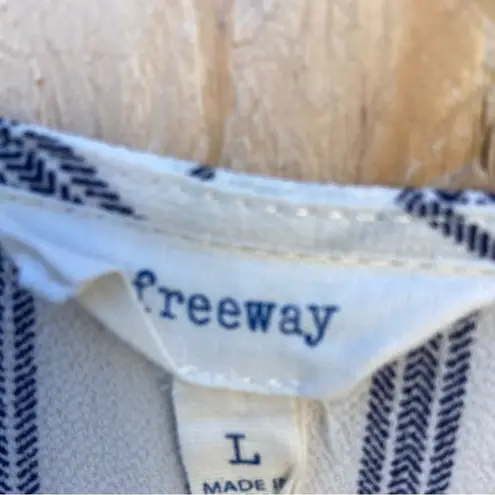 Freeway Apparel Freeway anthropology, style# 8459Navy Blue and White Striped 3/4 Sleeve Dress