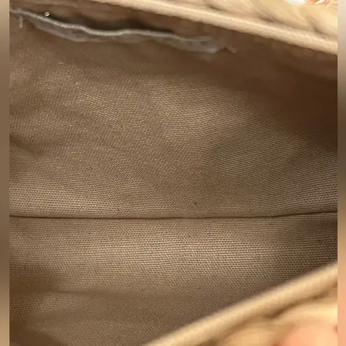 Shiraleah Aubrey Woven Straw PomPom Clutch NEW Tan