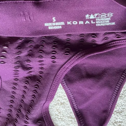 Koral  Daisy Seamless Sports Bra NWT Small