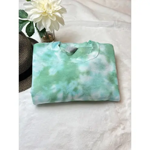 NEW Funny Cat Embroidery crewneck sweatshirt, Trendy sweatshirt, cat sweatshirt Size M