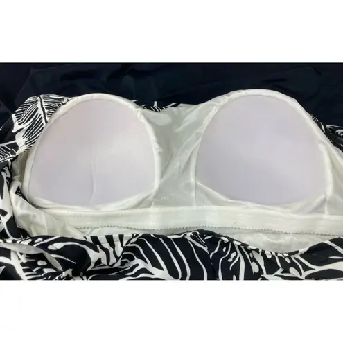 Maxine of Hollywood One Piece Swimsuit Women 24W Black White Travel Beach Resort