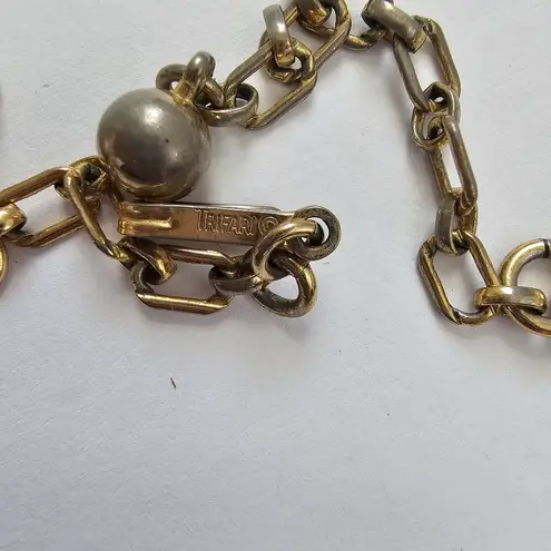 Trifari Signed Collar Necklace White Ruffled Panels Gold Tone Metal