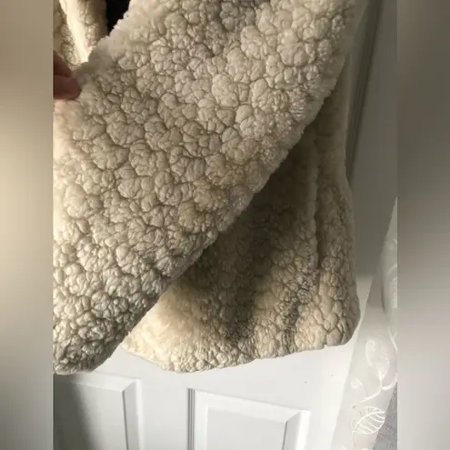 Catherine Malandrino Hooded Faux Fur Jacket coat Cream Color size 14/16