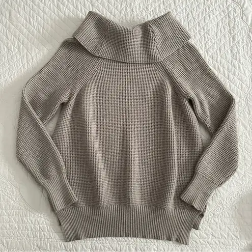 Cyrus Devotion by  Gray Beige Turtleneck Cowl Neck Sweater Waffle Knit Small