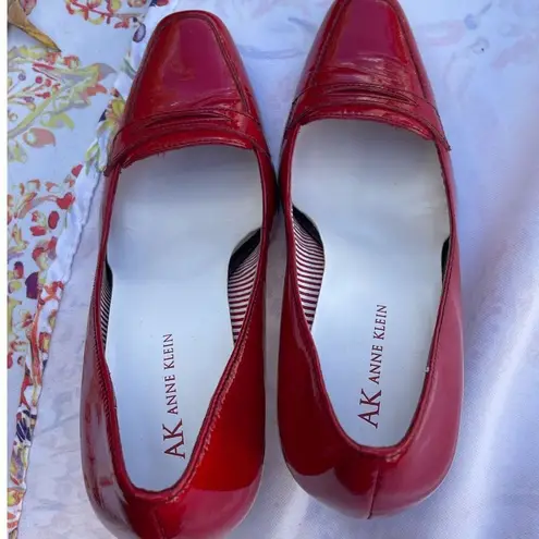 Anne Klein  size 7.5 red patent leather heels .