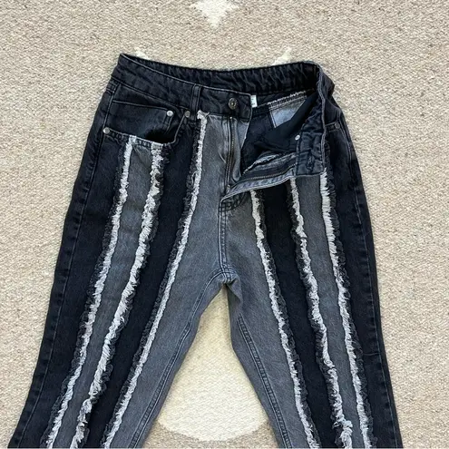 The Ragged Priest Vertical Frayed Black & Gray High Waisted Mom Jeans Size 26