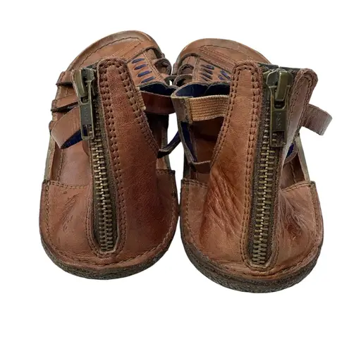 Kickers Women's Brown Leather Gladiator Sandals Back Zip Strappy Retro Boho 41 Size 9