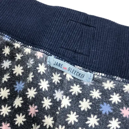 Jane & Bleecker Pajama Shorts Snowflake print Lounge Shorts size Small - Image 8