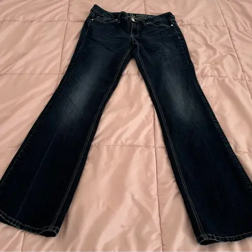 New York & Company Curvy Bootcut low rise embellished back pockets jeans, size 8 Blue - Image 11