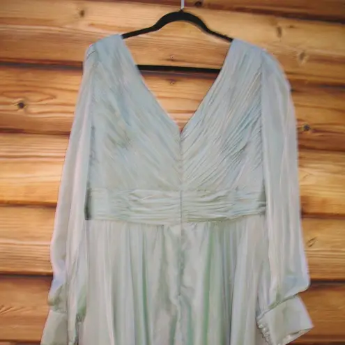 Mac Duggal NWT 67864 Long Sleeve Satin Chiffon Tiered Gown Dress Sage Green