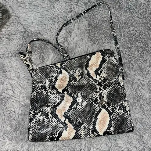 Jessica Simpson  Black and Cream Snakeskin Crossbody Bag