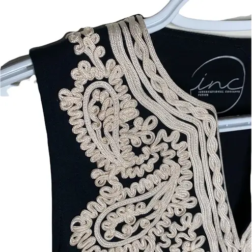 Inc international Concepts petite appliqué lace v neck top size S