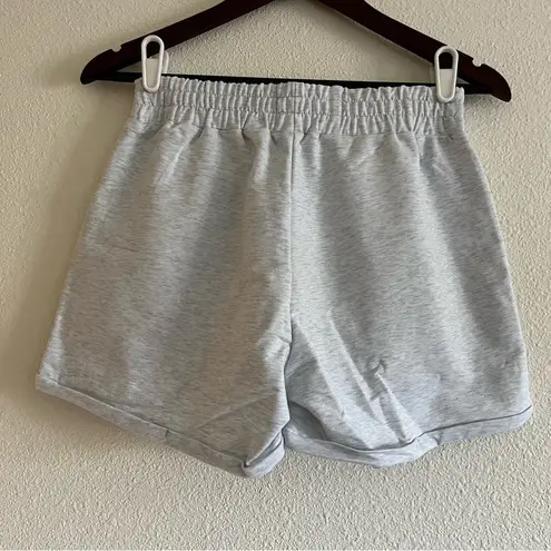 Zyia NWT Light Gray Heather Knockout Shorts Size Medium