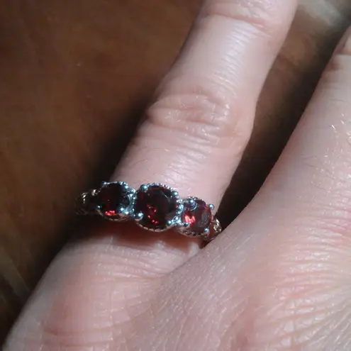 Mozambique Garnet Sterling Silver Trilogy Ring (Size 6)