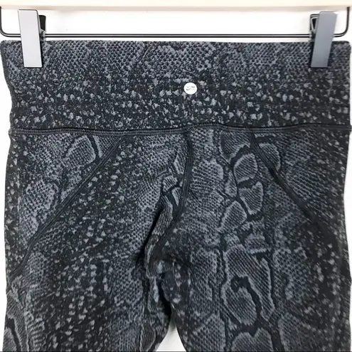 Vimmia Black Snakeskin Reptile Print Crop Compression Leggings Tights Size Small