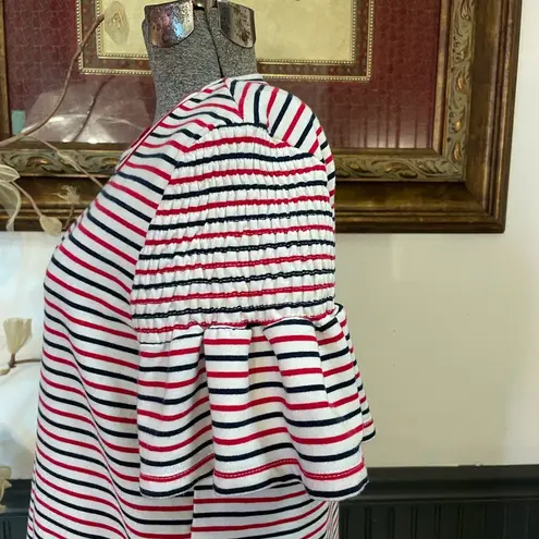 English Factory Striped Smocked Flutter Sleeves Red, White, & Blue - Sz L 💚🎀